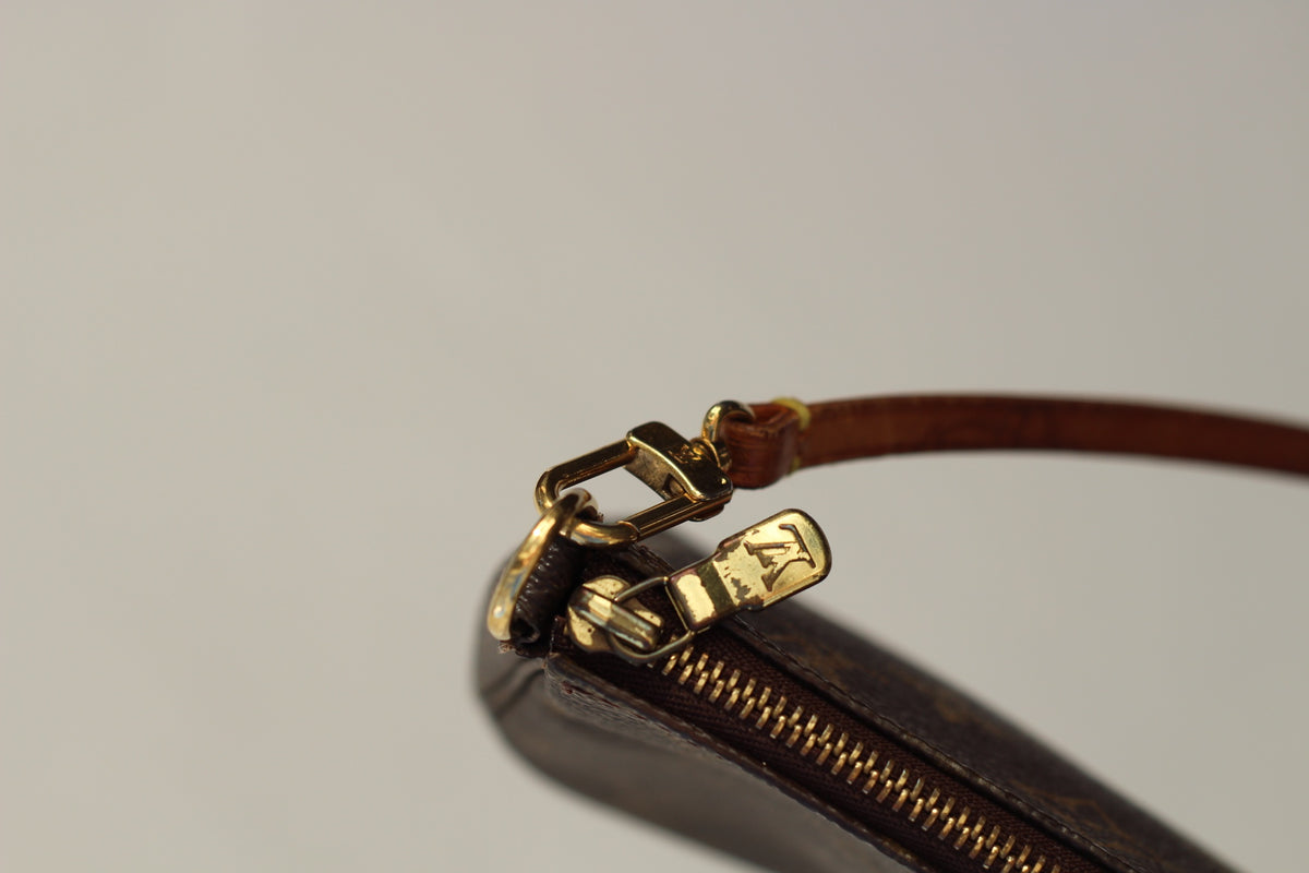 Louis Vuitton Pochette Accessoires